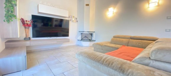 Villa de 3 dormitorios en Verona, Italy No. 282205 10