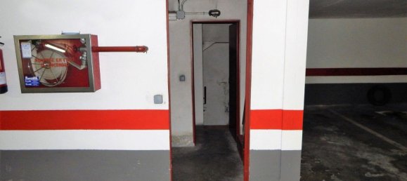  Garage in Valladolid, Spain No. 92354 13