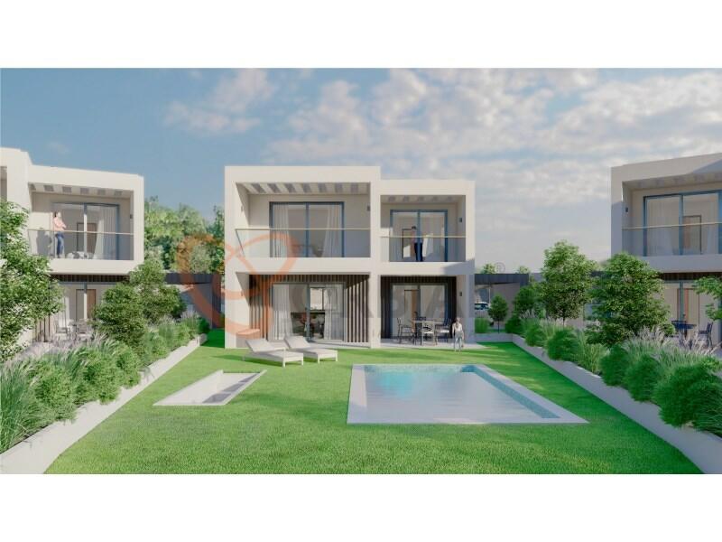  Land in Albufeira, Portugal No. 126857