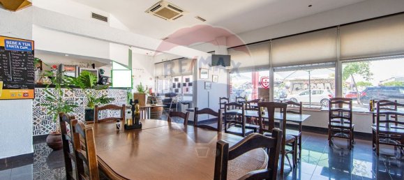 272m² Office in Setubal, Portugal No. 53391 8