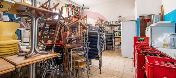 272m² Office in Setubal, Portugal No. 53391 12