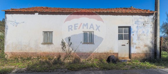 2 bedrooms House in Castanheira de Pera, Portugal No. 17587 11