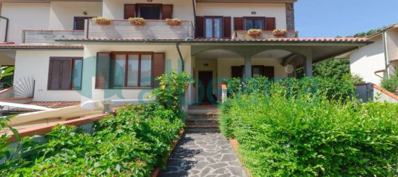 3 bedrooms Villa in Massa Marittima, Italy No. 215499 5