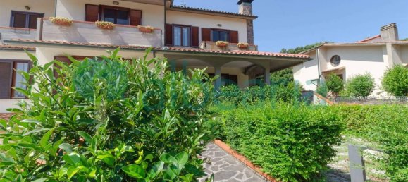 3 bedrooms Villa in Massa Marittima, Italy No. 215499 4