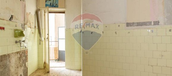 2 bedrooms Apartment in Valverde, Italy No. 232484 4