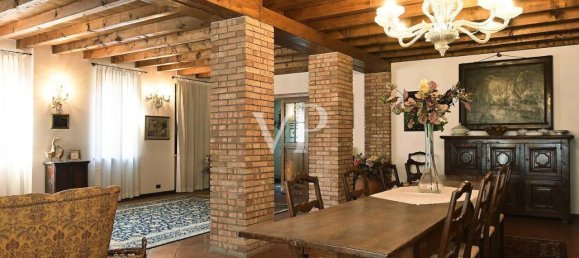 Villa de 12 habitaciónes en Roè Volciano, Italy No. 18504 22