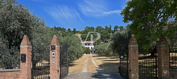 Villa de 12 habitaciónes en Roè Volciano, Italy No. 18504 3