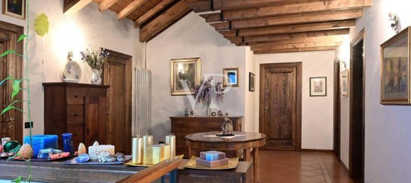 Villa de 12 habitaciónes en Roè Volciano, Italy No. 18504 25