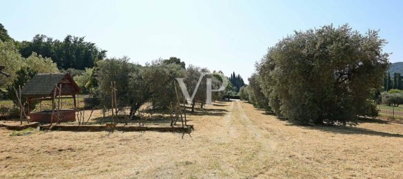 Villa de 12 habitaciónes en Roè Volciano, Italy No. 18504 19