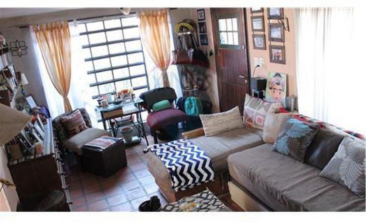 Дом с 2 спальнями в Альмиранте Браун, Аргентина № 83122