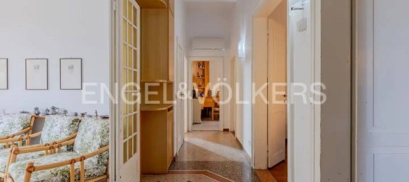 4 bedrooms Apartment in Venice, Italy No. 131953 6