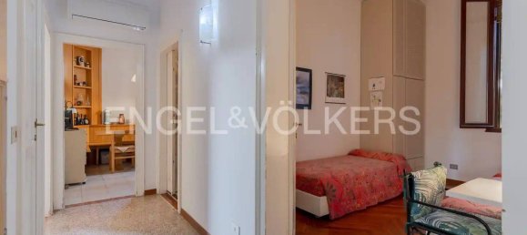 4 bedrooms Apartment in Venice, Italy No. 131953 7
