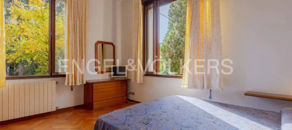 4 bedrooms Apartment in Venice, Italy No. 131953 16