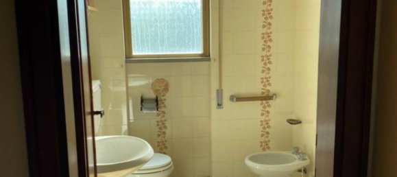 3 Schlafzimmer Wohnung in Viareggio, Italy, Nr. 121970 17