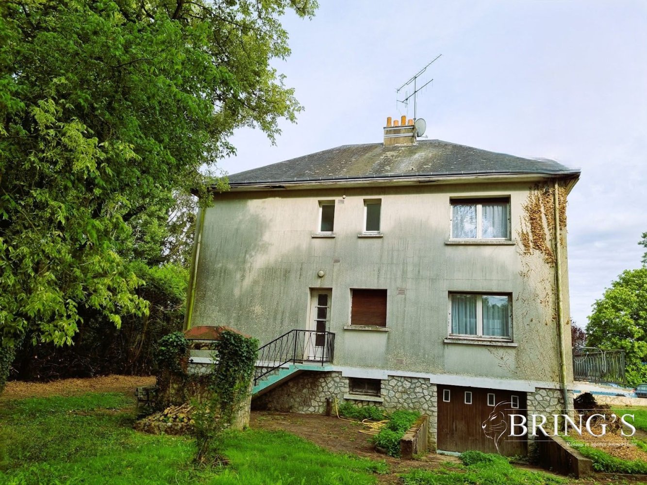 5 bedrooms House in Vendome, France No. 260167