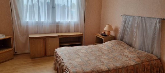 5 bedrooms House in Vendome, France No. 260167 6