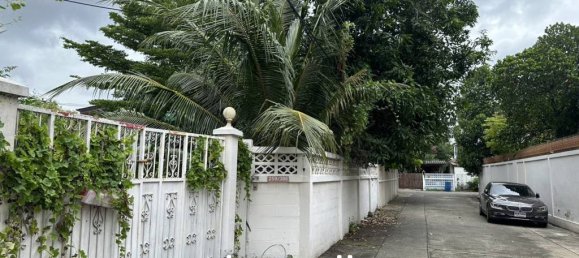  Commercial property in Bangkok, Thailand No. 23782 3