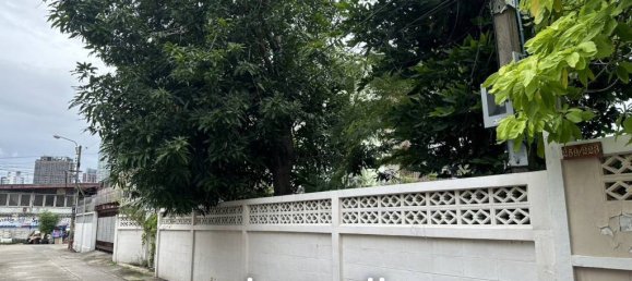  Commercial property in Bangkok, Thailand No. 23782 4