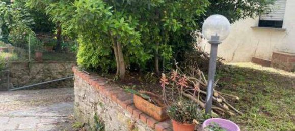 Квартира с 4 спальнями в Реджелло, Италия № 374796 6