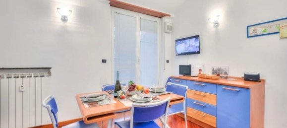 3-salle Appartement à Rapallo, Italy No. 35812 4