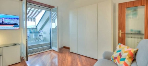 3-salle Appartement à Rapallo, Italy No. 35812 7