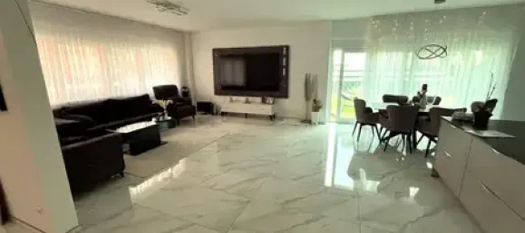 15-Zimmer Gebäude in Esslingen, Germany, Nr. 63667 5