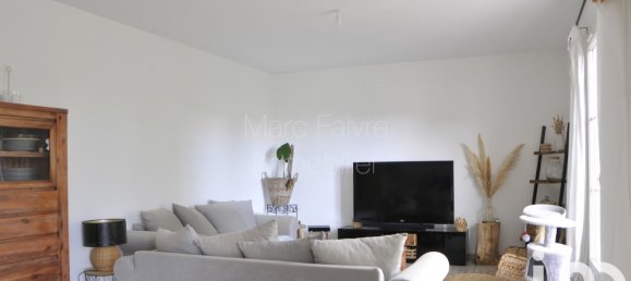 Casa T5 em Mont-pres-Chambord, France N.º 229540 3