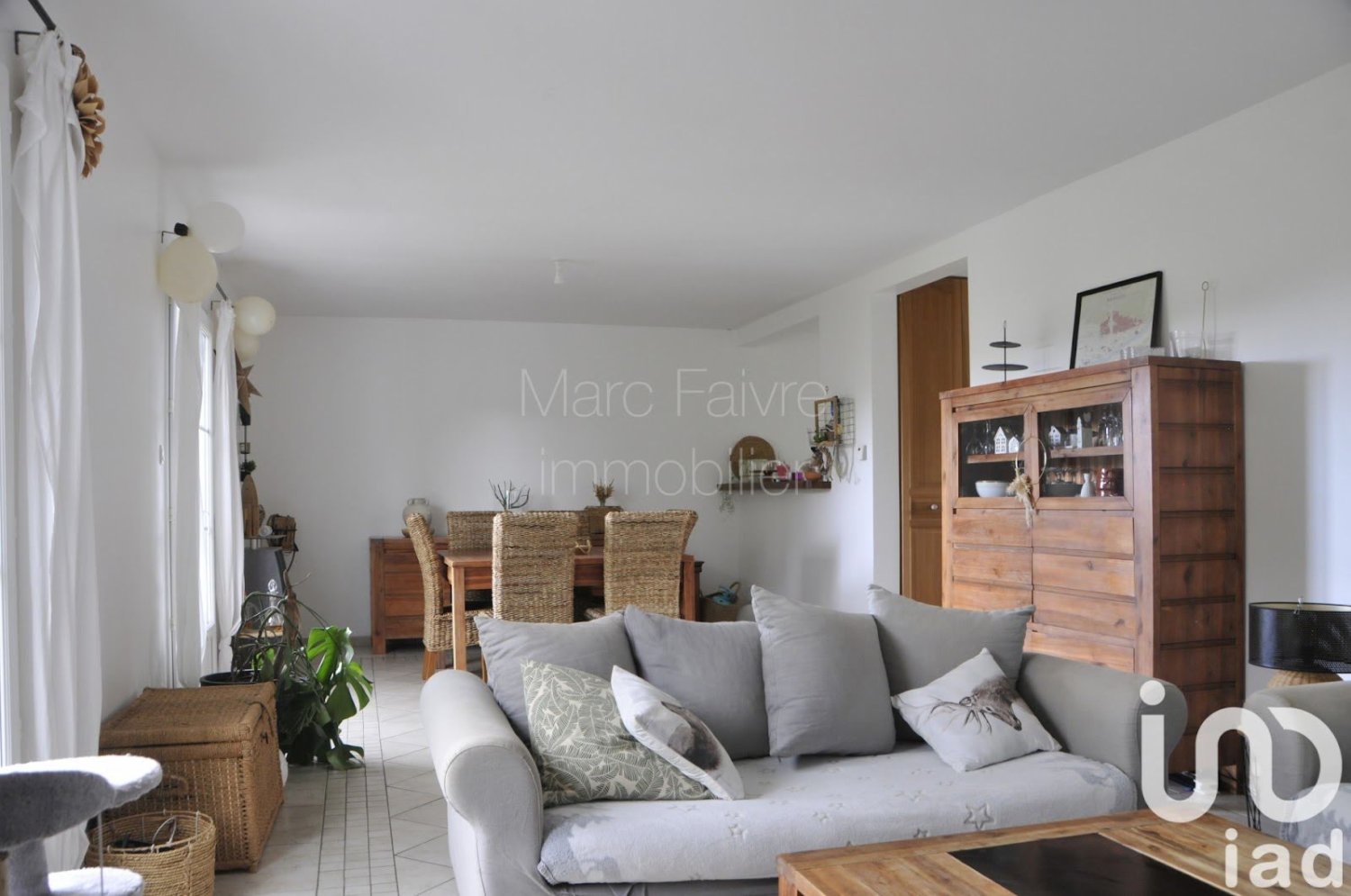 Casa T5 em Mont-pres-Chambord, France N.º 229540