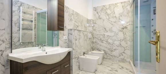 3 Schlafzimmer Wohnung in Genoa, Italy, Nr. 329840 26