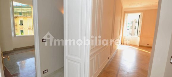 3 Schlafzimmer Wohnung in Genoa, Italy, Nr. 329840 28