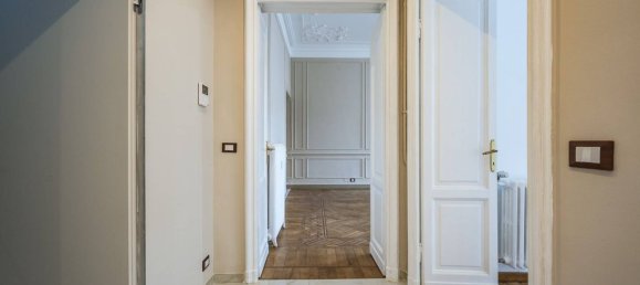 3 Schlafzimmer Wohnung in Genoa, Italy, Nr. 329840 27