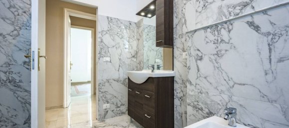 3 Schlafzimmer Wohnung in Genoa, Italy, Nr. 329840 31