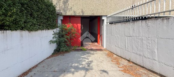 3-salle Entrepôt à Mazzano, Italy No. 314475 36