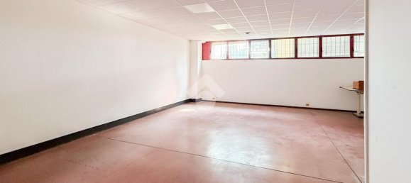 3-salle Entrepôt à Mazzano, Italy No. 314475 37
