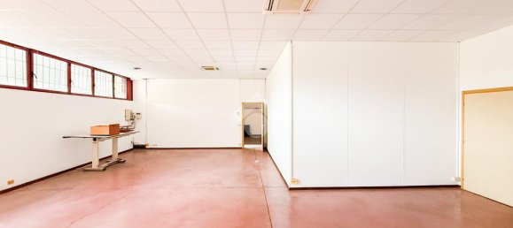 3-salle Entrepôt à Mazzano, Italy No. 314475 38