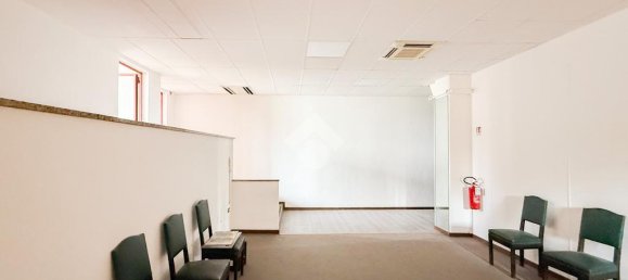 3-salle Entrepôt à Mazzano, Italy No. 314475 4