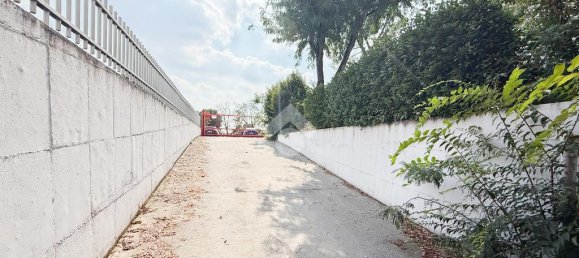 3-salle Entrepôt à Mazzano, Italy No. 314475 24