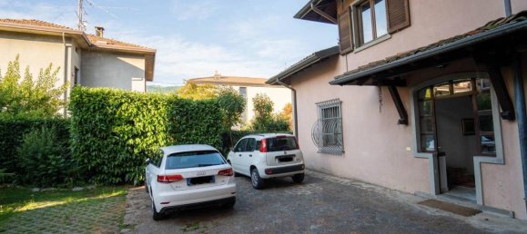 11 rooms House in Vertova, Italy No. 18793 15