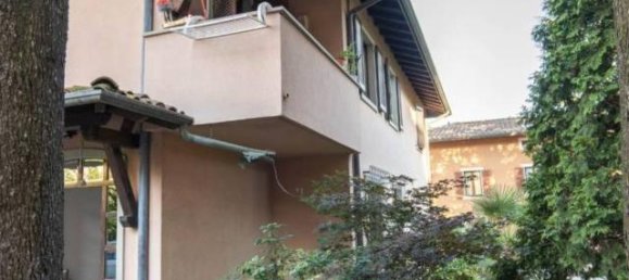 11 rooms House in Vertova, Italy No. 18793 6