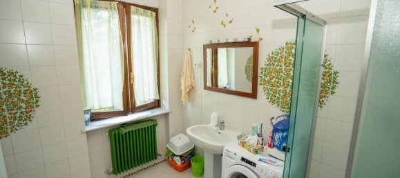 11 rooms House in Vertova, Italy No. 18793 46