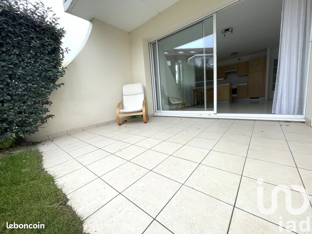 Квартира с 3 комнатами в Мерлимон, Франция № 160945