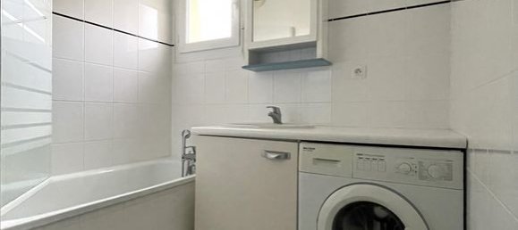 Квартира с 3 комнатами в Мерлимон, Франция № 160945 7