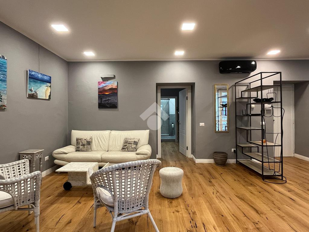 1 bedroom Apartment in Milan, Italy No. 329575