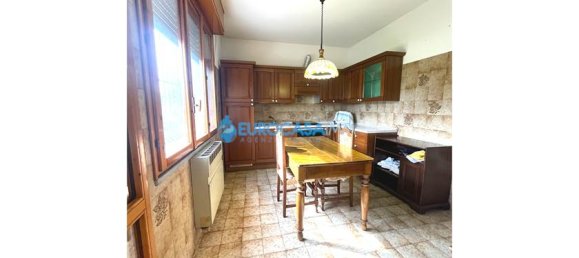 3 Schlafzimmer Haus in Rolo, Italy, Nr. 59560 13