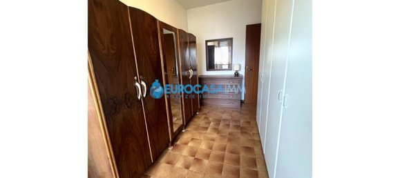 3 Schlafzimmer Haus in Rolo, Italy, Nr. 59560 20