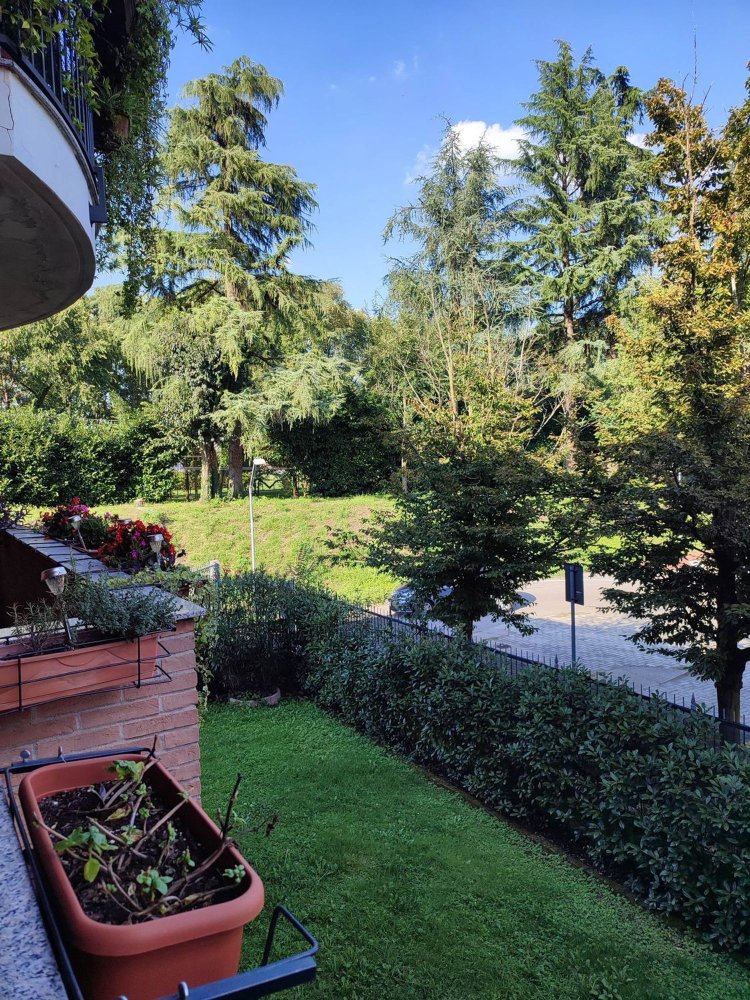 5 bedrooms Apartment in Cernusco sul Naviglio, Italy No. 364930