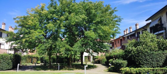 5 bedrooms Apartment in Cernusco sul Naviglio, Italy No. 364930 4