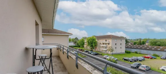 2-salle Appartement à Béthune, France No. 76415 8