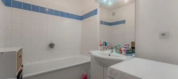 2-salle Appartement à Béthune, France No. 76415 6