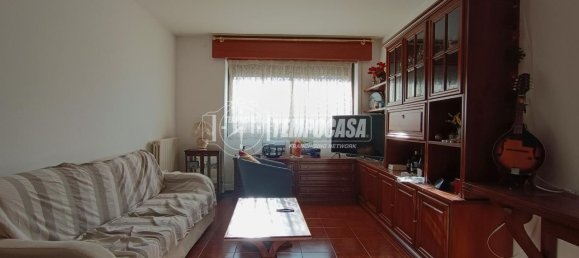 3 rooms Apartment in Bergamo, Italy No. 233830 6